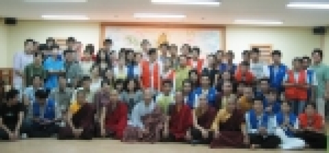 둘째날 18일 저녁 능인선원 청년부, 대학부, 티벳인들의 합동법회