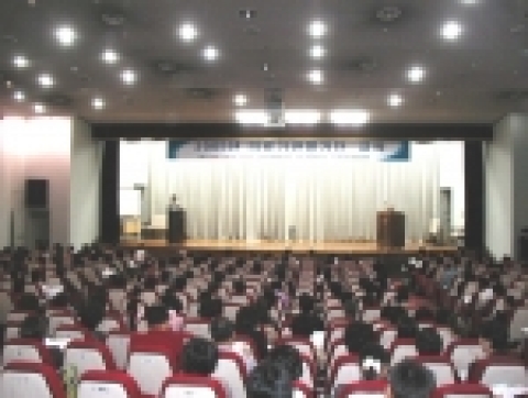 2005 의료기관평가단 교육이 보건복지부 주관 대한병원협회 주최로 총 41개반 400여명의 평가원이 참석한 가운데 21·22 이틀간 경기 오산 롯데연수원에서 열렸다.