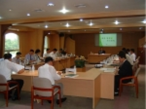 고양시 일산동구청에서는 지난27일 구청 다목적교육장에서 과장, 동장 등이 참석한 가운데 제18회 행주문화제 지원대책을 위한 일산동구 과장·동장 연석회의를 가졌다.