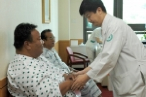 건양대학교병원 신우회는 9월 28일(수) 남태평양의 오지인 마이크로네시아에서 활동하고 있는 원주민 목사 10명과 마이크로네시아에 거주하며 봉사활동을 하고 있는 한국인 3명을 초청하여 종합검진을 실시하였다.
