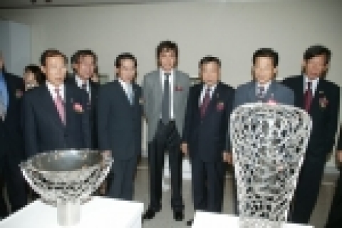 공모전 관람 모습