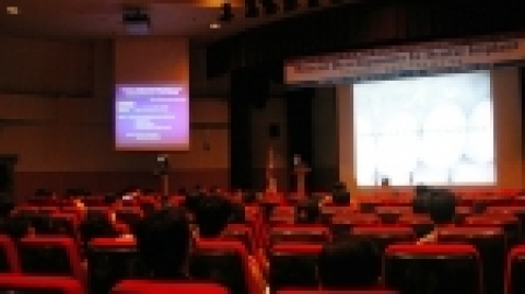 전남대 치의학전문대학원은 치과대학 제1회 졸업생 배출 20주년과 치의학전문대학원 출범을 기념하며 30일 국제회의동 용봉홀에서 ‘치과 임플란트 임상과 기초의 최신 지견’이라는 주제로 국제 심포지엄을 개최했다.