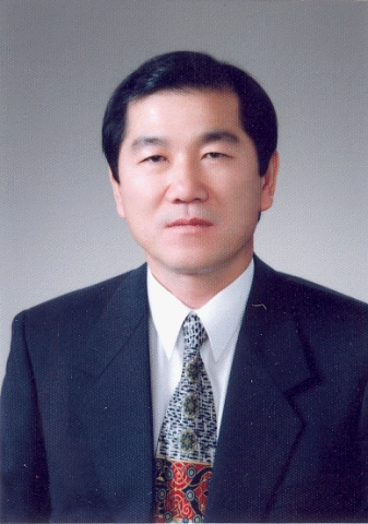 吳 行 源 (58세)도시철도공사사장