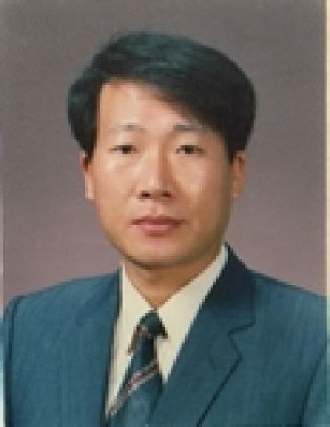 김경근 교수