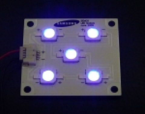 LED로 만든 액정 광원장치(BLU)