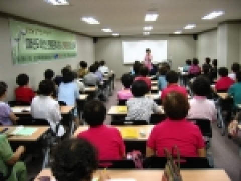 2005년 어르신 전통문화시도사 전래동화 양성 교육