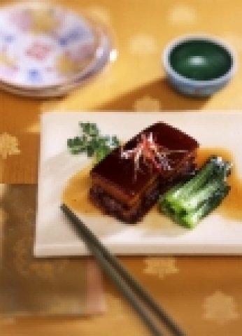 서울프라자호텔 중식당 도원에서는 11월 한달 간 산해진미로만 구성된 건강메뉴를 선보인다.