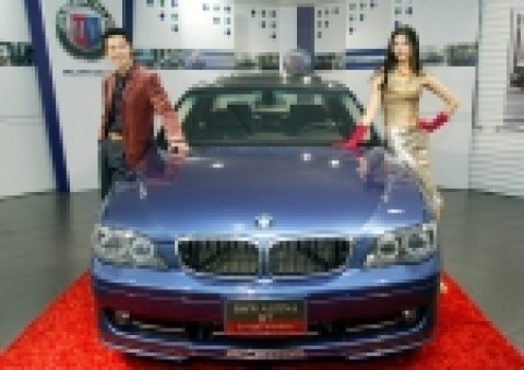 BMW 알피나(ALPINA)의 한국 공식 수입 판매사인 저먼 오토모빌즈(German Automobiles)는 오는 10월 17일, 논현동에 BMW 알피나(ALPINA) 전시장을 오픈하며 고성능 스포츠 세단 BMW 알피나(ALPINA) B7과 B7L을 출시한다.