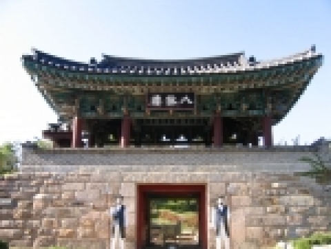 청풍문화재단지 입구