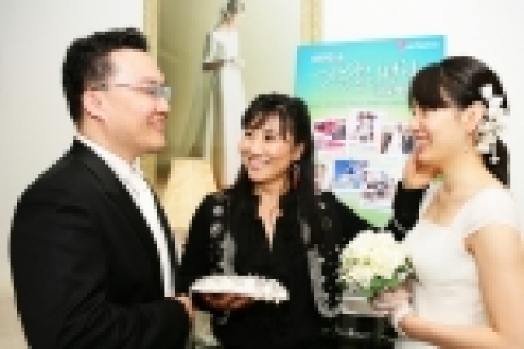 ‘대한민국 기분좋은 변화 프로젝트’ 중  ‘다시 하는 결혼식’에 참여하고 있는 커플 (황재복웨딩)