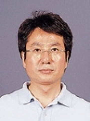 대  상수상자 유  덕  기(50 남 유덕기 내과의원 원장 도 봉 구)