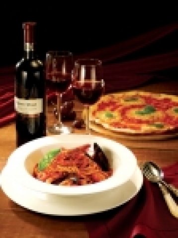 한국미스터피자는 미스터피자 팩토리(Mr. Pizza Factory)를 새롭게 선보인다.