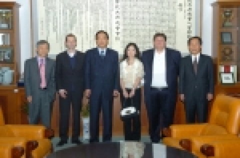 김주훈 총장 접견 사진