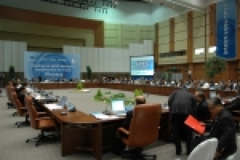 이번 APEC 정상회의를 앞두고 제주에서 개최됐던 ‘APEC 관계 장관회의’의 전경. 전자문서시스템을 통해 역대 APEC 최초로 문서없는(Paperless)회의시스템을 도입, 첨단