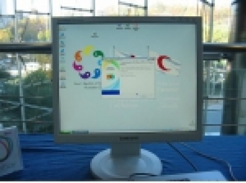국제적십자사총회 인터넷카페에 MS Office와 함께 TFO가 설치되어 있는 모습