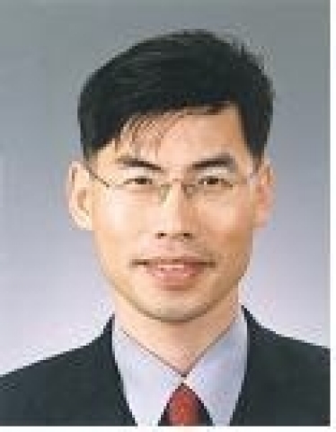 중소기업청과 중소기업협동조합중앙회는「11월의 자랑스러운 중소기업인」으로 퍼스텍아이앤씨의 선상규(宣相圭, 39세) 대표이사를 선정하였다.
