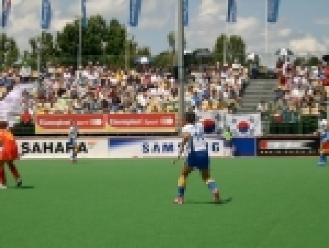 삼성전자는 11월 26일부터 호주 캔버라에서 개최되는 국제하키연맹(FIH)주최 『2005 삼성 여자 하키 챔피언스 트로피 대회(Samsung Hockey Champions Trophy 2005 Canberra)』를 공식 후원한다