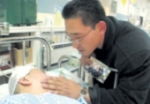 아내 돌보는 최종길 씨