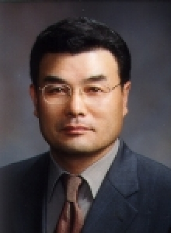 강신우(姜信祐)  (사료마케팅팀장 · 사료BU장)
