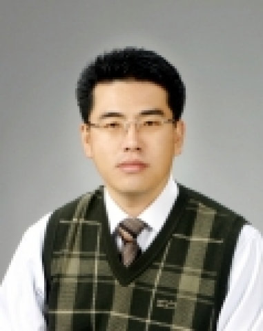 울산시 신지식인으로 선정된 신동열(40·한국전력울산지점)씨