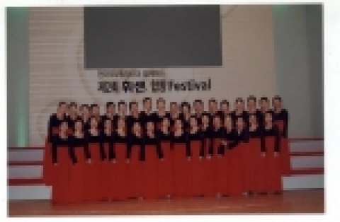 분당구어머니합창단은 오는 12일 오후 8시에 성남아트센터 콘서트홀에서『제11회 송년음악회』를 개최한다.