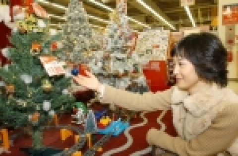저렴한 가격으로 예쁜 트리 꾸미기