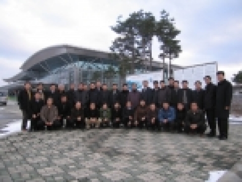 고양시는 지난 6일 총무과장을 비롯 각 동장 등 간부공무원 35여명이 참가한 가운데 판문점, 도라산역, 제3땅굴 등 안보현장 견학을 실시했다.