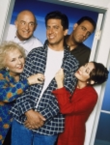 미국을 레이몬드 열풍에 휩싸이게 했던 인기 시트콤 '내 사랑 레이몬드(Everybody loves Raymond)'