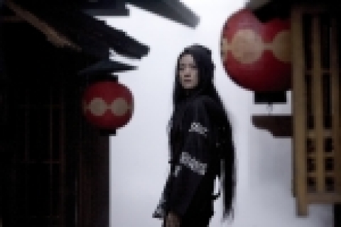 머리 풀어 헤친 하츠모모(공리)