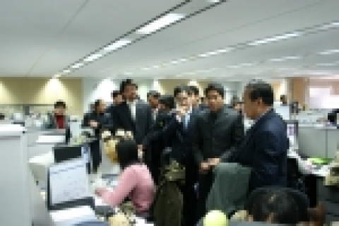 그라비티는 22일 그라비티의 성공사례를 견학하기 위해 태국 상원의 국가기업 민영화 위원회 소속 의원 25명이 자사를 방문했다고 밝혔다.