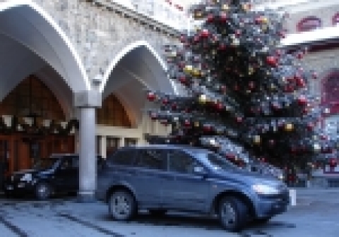 스위스 쌩 모리츠(St. Moritz)에서 열린 카이런 이탈리아 딜러 런칭 행사(12.9～10)로 160명의 현지 딜러들이 참석하여 차량 전시, 마케팅 컨퍼런스 등이 펼쳐졌다. 