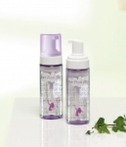 한국화장품에서 10가지의 한방성분이 함유된 무스타입 여성청결제가 새롭게 출시되었다.