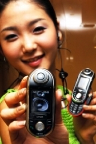 LG전자, MP3 플레이어 스타일 ‘리얼 MP3폰Ⅱ’ 출시