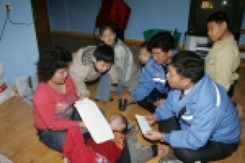 포스코가 지난해 10월 포항 시내버스 파업시 지원한 회사버스 65대의 수익금 178만원으로 포항지역 복지시설 3곳을 도왔다.