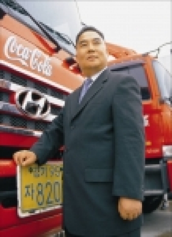 한국통운 최승락 사장 / 코카콜라 차량
