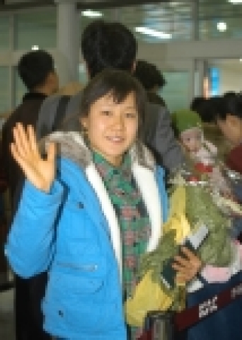 출국장을 나서는 이진화선수