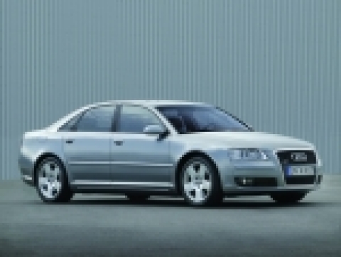 아우디 A8 3.2 FSI 콰트로