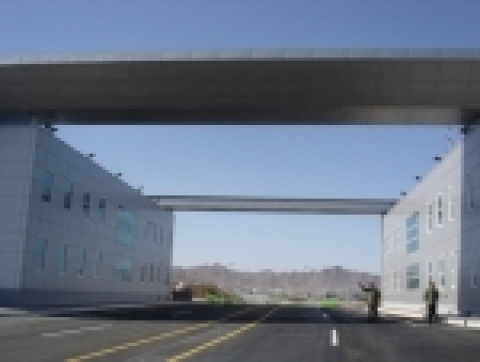 CCTV/DVR : 북측 CIQ 내부를 모니터 할 수 있는 CCTV_DVR 시스템