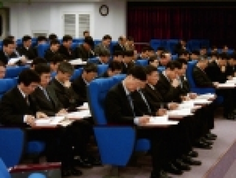 기술보증기금은 19일부터 이틀간 경기도 용인시 소재 인력개발원에서 임원, 본부부서장, 영업점장 등 80명을 대상으로 “06년 상반기 경영전략세미나”를 개최하였다.
