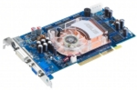 아수스(ASUStek)사의 국내 유통사인 에스티컴퓨터는 점점 신제품 출시가 줄어들고 있는 AGP그래픽카드 시장에서 이례적으로 고급형 제품인 N6800 512MB 제품을 선보였다.