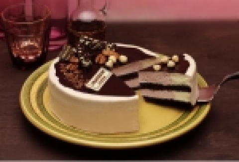 '더 레인보우'케이크_베리베리스트로베리와 바닐라 아이스크림 조합, 제품 사진