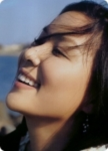 더페이스샵의 새로운 여자 모델로 활동하게 된 고소영.