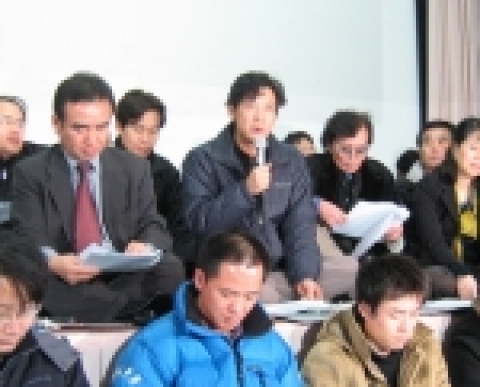 공동집행위원장을 맡고 있는 영화배우 정진영이 기자들의 질문에 대답하고 있다.
