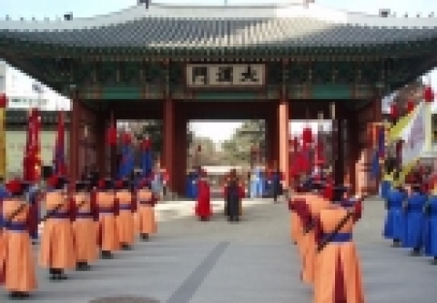 덕수궁 왕궁수문장교대의식 전경