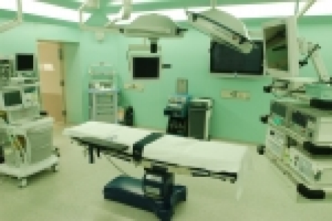 &lt;사진설명 : ‘디지털 수술 시스템’으로 갖춰진 동국대학교 일산병원 복강경 전용 수술실 ‘OR1’&gt;