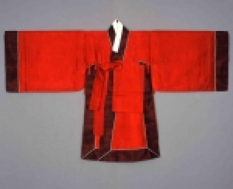 명칭 변경 예고 중요민속자료 사진(중요민속자료 제62호 고종사제복)