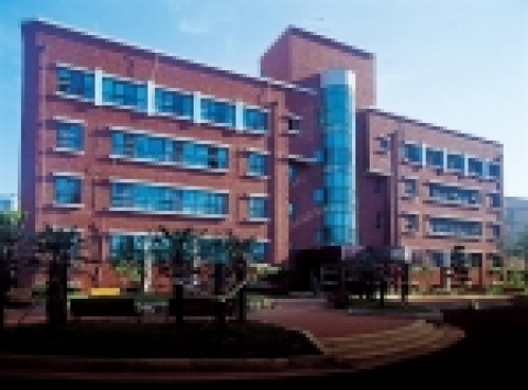 조선대학교 약학대학 건물전경