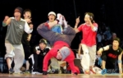 전주대학교 제39회 학위수여식이 2006년 2월 24일(금) 오전 10:30분 교내 대강당에서 진행된다. 