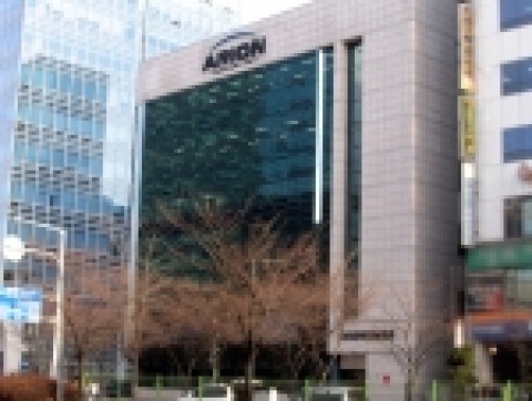 아리온신사옥의 외관 정측면