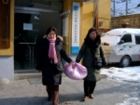 세탁완료후 배달하는 모습